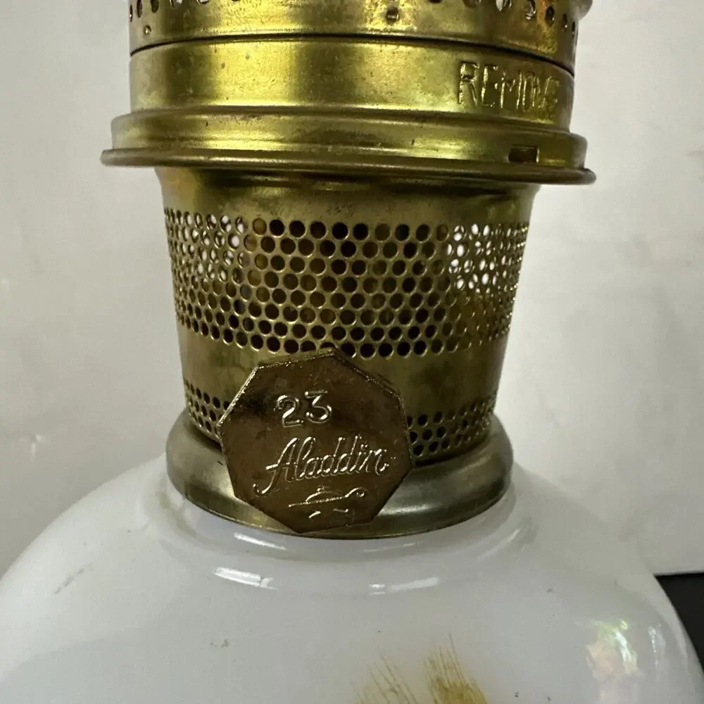 Aladdin American Classic Incandescent‎ Oil Lamp Wheat Flower Model # C-6104M